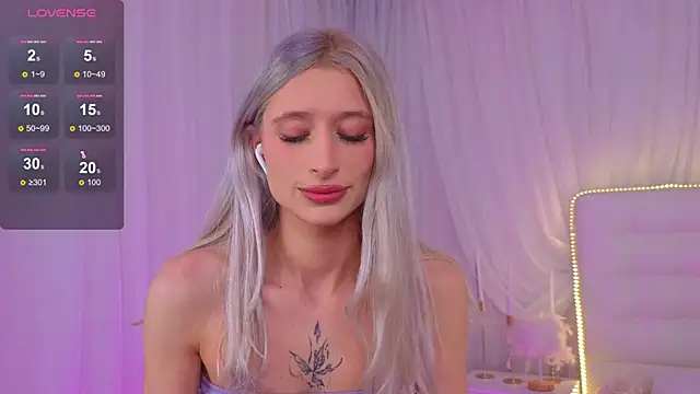 Monica_Leen live XXX chat