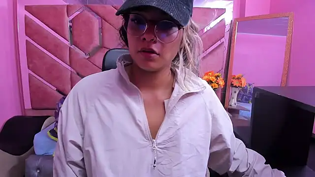 Olivia_Fox69 Obrolan Langsung XXX