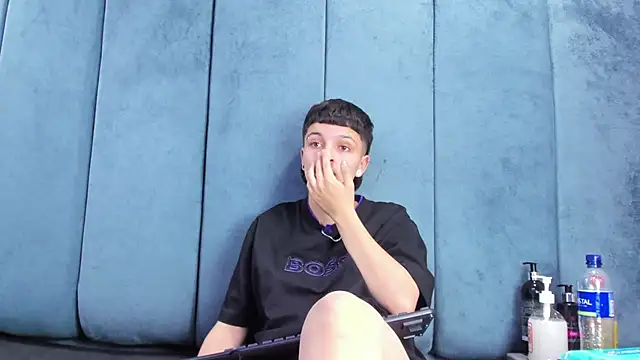 Megan_Thompson_ – Naživo XXX chat