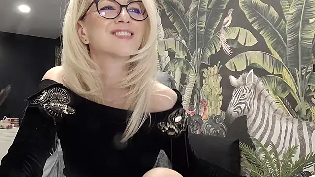 carla88's Live XXX Chat