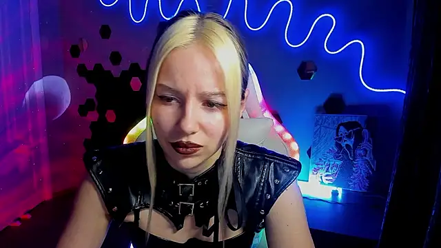 mistress_annaa élő XXX-chatje