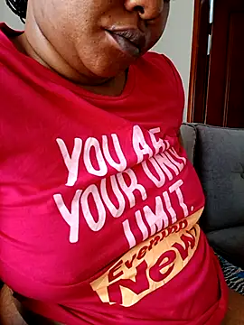 Babez_show: онлайн-секс-чат