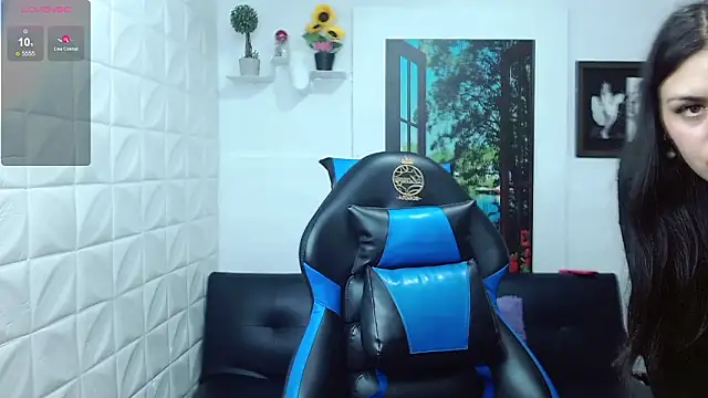 gigi_gilt_ élő XXX-chatje