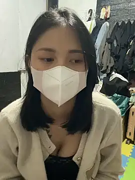 _LuCa_33 Pertunjukan Webcam