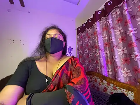 LouleyRanii: вебкам-шоу