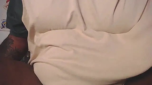 BlackRunning Adlı Modelin Canlı XXX Sohbeti