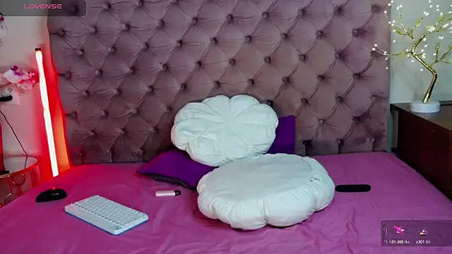 Chat XXX en directo de Erikka__