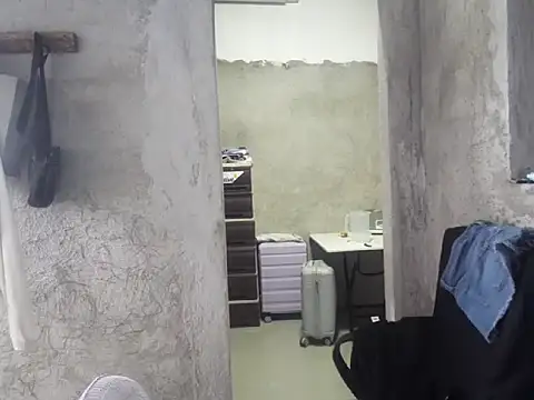 دردشة Angel_HotCum الجنسية المباشرة