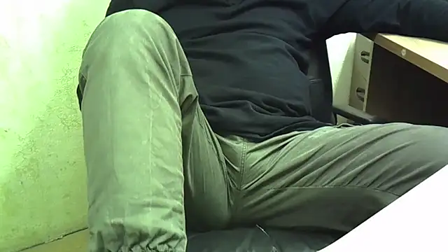 nikdov3 – webcam-show