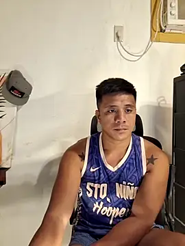 Felix_Asher Show Webcam