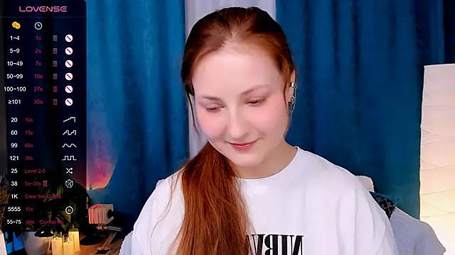 Chatroom XXX en direct de velvet_cherry_