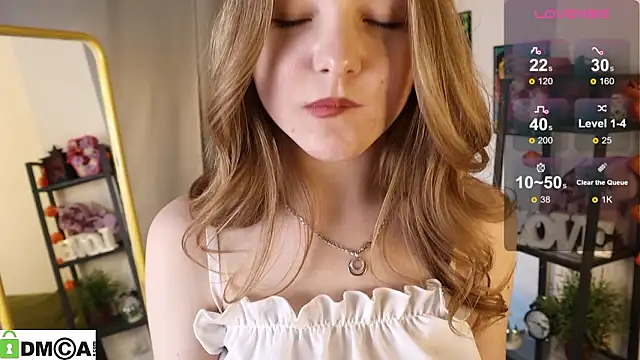 Sue_Sanders Chat XXX live