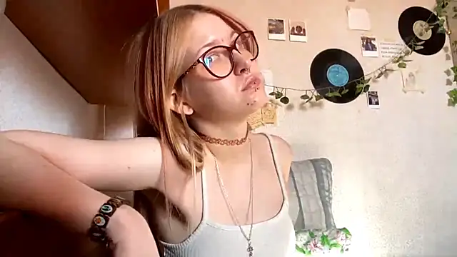 Chat +18 de LaureenVielma ao vivo