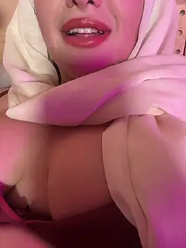 Elinatiranda webcam show