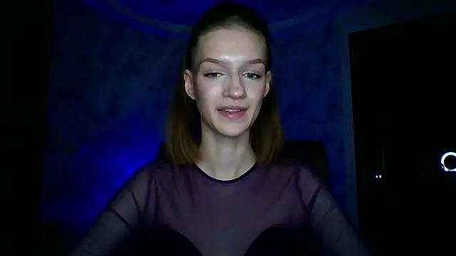 Show modela Chrissy_Joyful na web-kameri