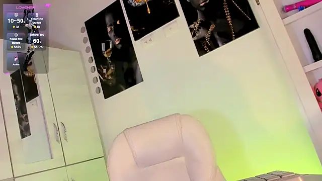 alexia_corleoni élő XXX-chatje