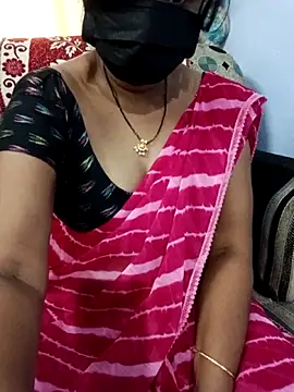 Tinarosy13 Webcam show