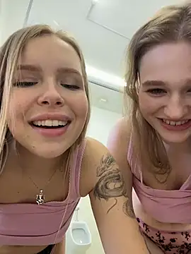 Liza_risky élő XXX-chatje