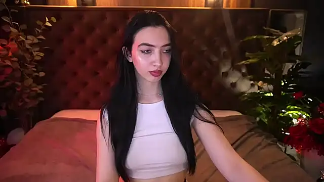 Chat +18 de WildKittenX_ ao vivo