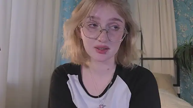 ELLIEJAYのライブXXXチャット