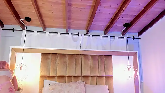 SamyShark Chat XXX in diretta