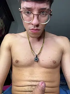 ArthurDavies_: онлайн-секс-чат