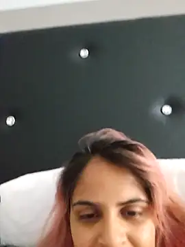 DirtySnowball69 élő XXX-chatje