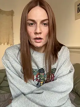 Chatroom XXX en direct de BritneyHall