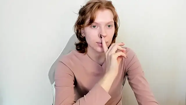 StellaDavis élő XXX-chatje