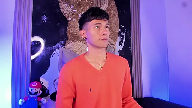 Pokazy przed kamerką – Alexx_tc