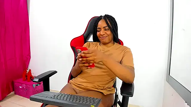 Pamela_noah22's Live XXX Chat