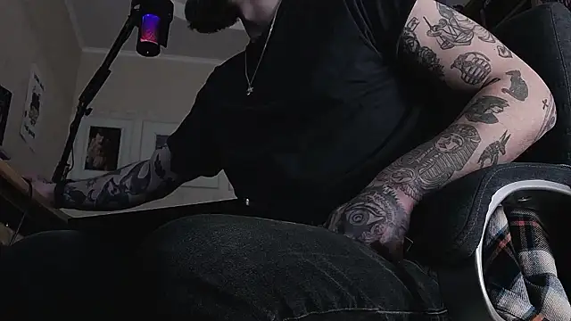 FindomJason webkamerás műsora