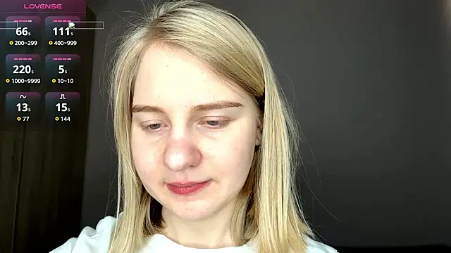 OdelinaFicken élő XXX-chatje