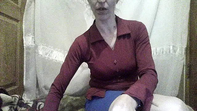 Chatroom XXX en direct de EveningxBreeze