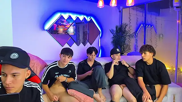 Houseofwarrios' Live XXX Chat