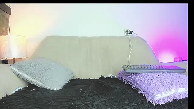 drakomilck1 在線直播表演