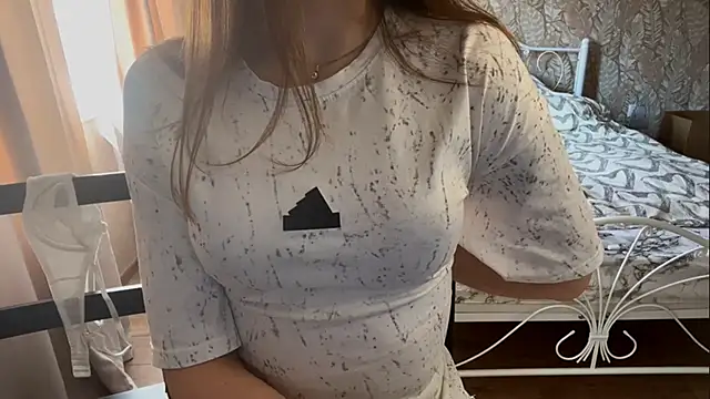 miainheat's Live XXX Chat