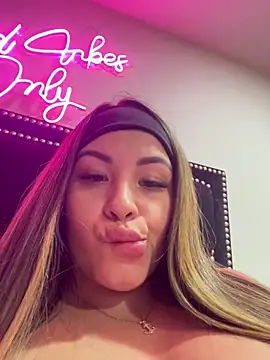 sexyyykloee Live XXX-chat