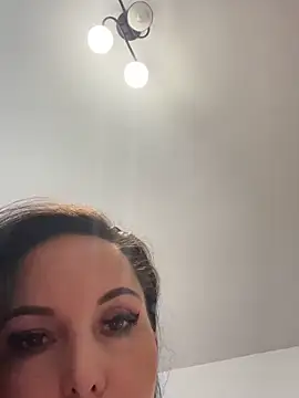 Playful_Amanda 现场XXX聊天