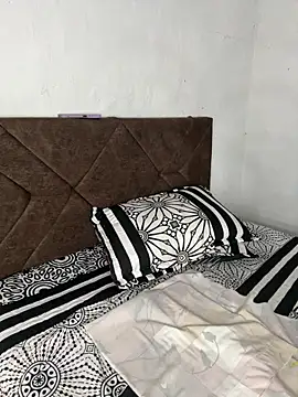 Sofia_Queen17 Adlı Modelin Canlı XXX Sohbeti