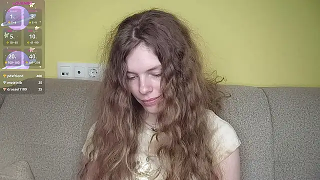 RayaNenlia 现场XXX聊天