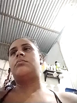 Andreita_95 – Naživo XXX chat