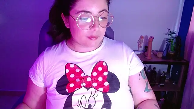 XXX chat uživo modela Azamy-12