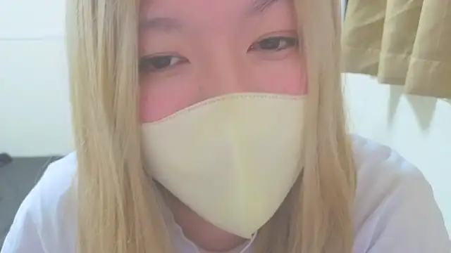 XXX chat uživo modela Remi_official