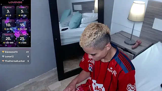 Živý XXX chat Liiamthompson