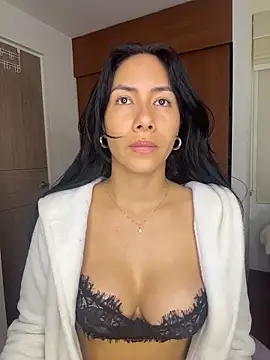 ArianaReynoldss Live XXX Chat