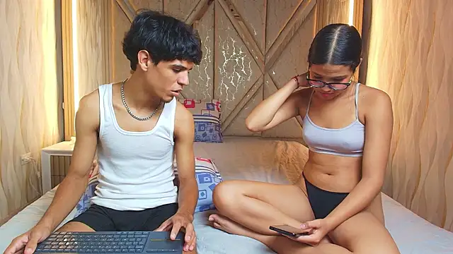 XXX chat uživo modela Hotcouple_222