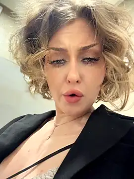 KellyKeler – Naživo XXX chat