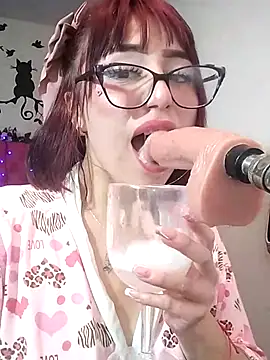 Kitty_Melodi Live XXX Chat