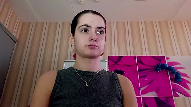 XXX chat uživo modela TuFoth